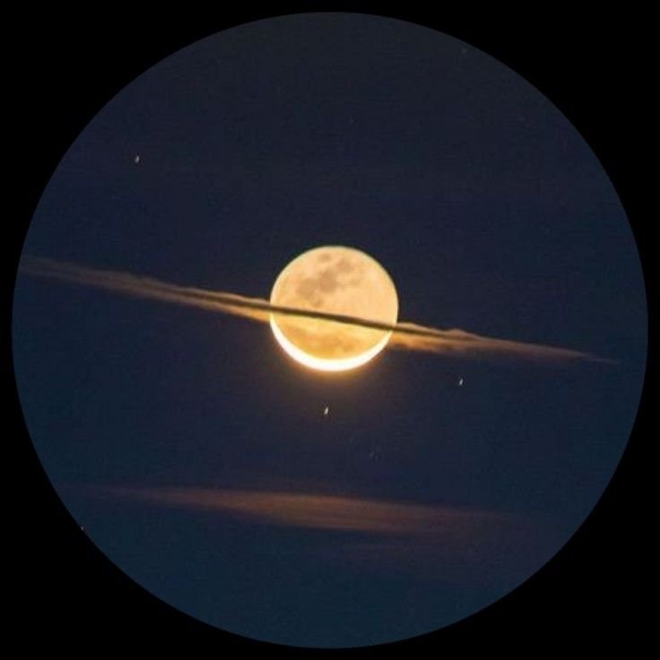 Aesthetic Moon PFP