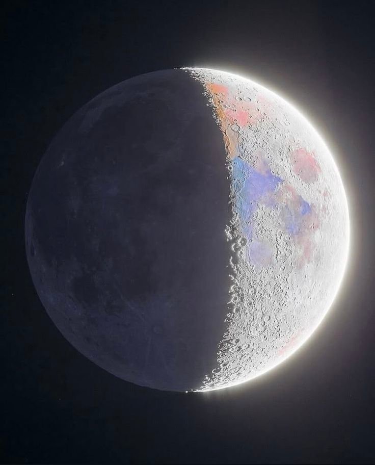 Minimalist Moon PFP