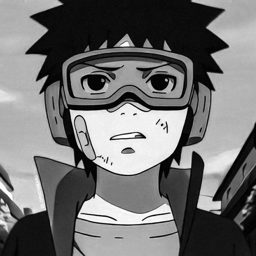 Black and White Obito PFP